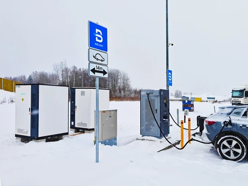 EVB Solar + Storage + Fast Charging in Extreme Cold